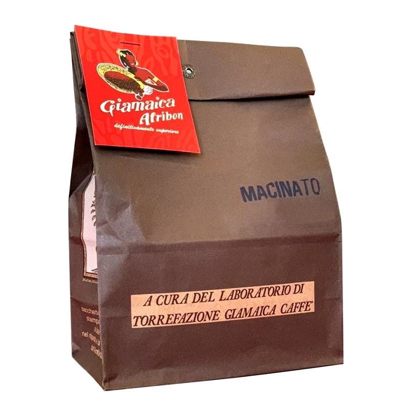 Afribon to unikalna kompozycja najlepszych arabik z Etiopii, Rwandy, Ugandy i Kenii. Palona na otwartym ogniu we włoskiej manufakturze Giamaica Caffè jest doskonałą okazją, by odkryć afrykańskie plantacje kawy i wyjątkowe włoskie rzemiosło.